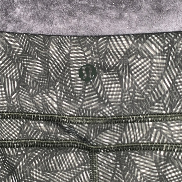 Lululemon leggings - Picture 3 of 4